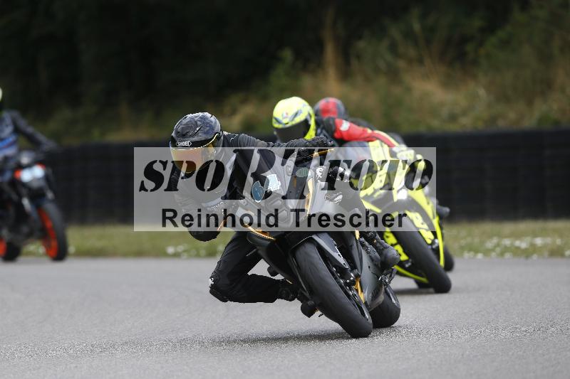 /30 23.06.2025 Get Faster Caremotion ADR/Rider Academy gruen/64
